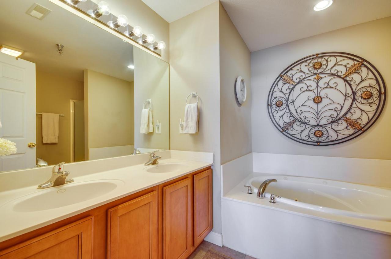 Lakefront Osage Beach Condo Balcony And Pool Access Exterior foto